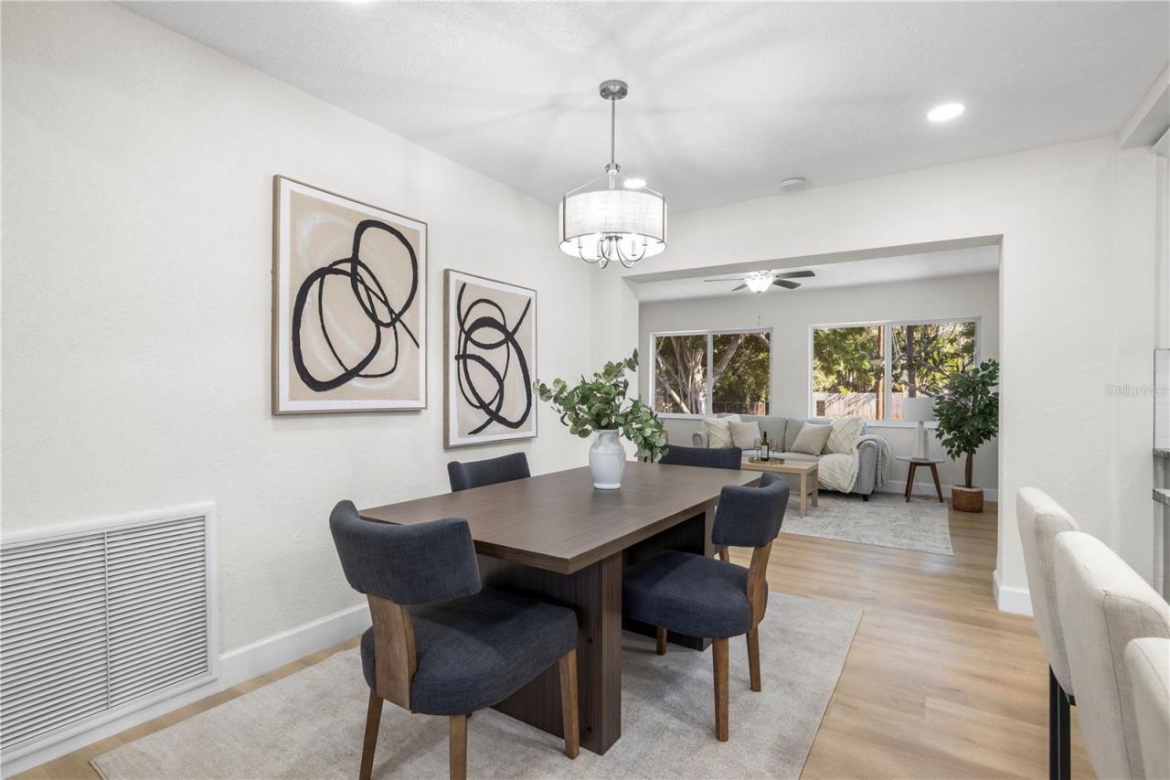 6850 7th Street S, Saint Petersburg, FL 33705 Photo