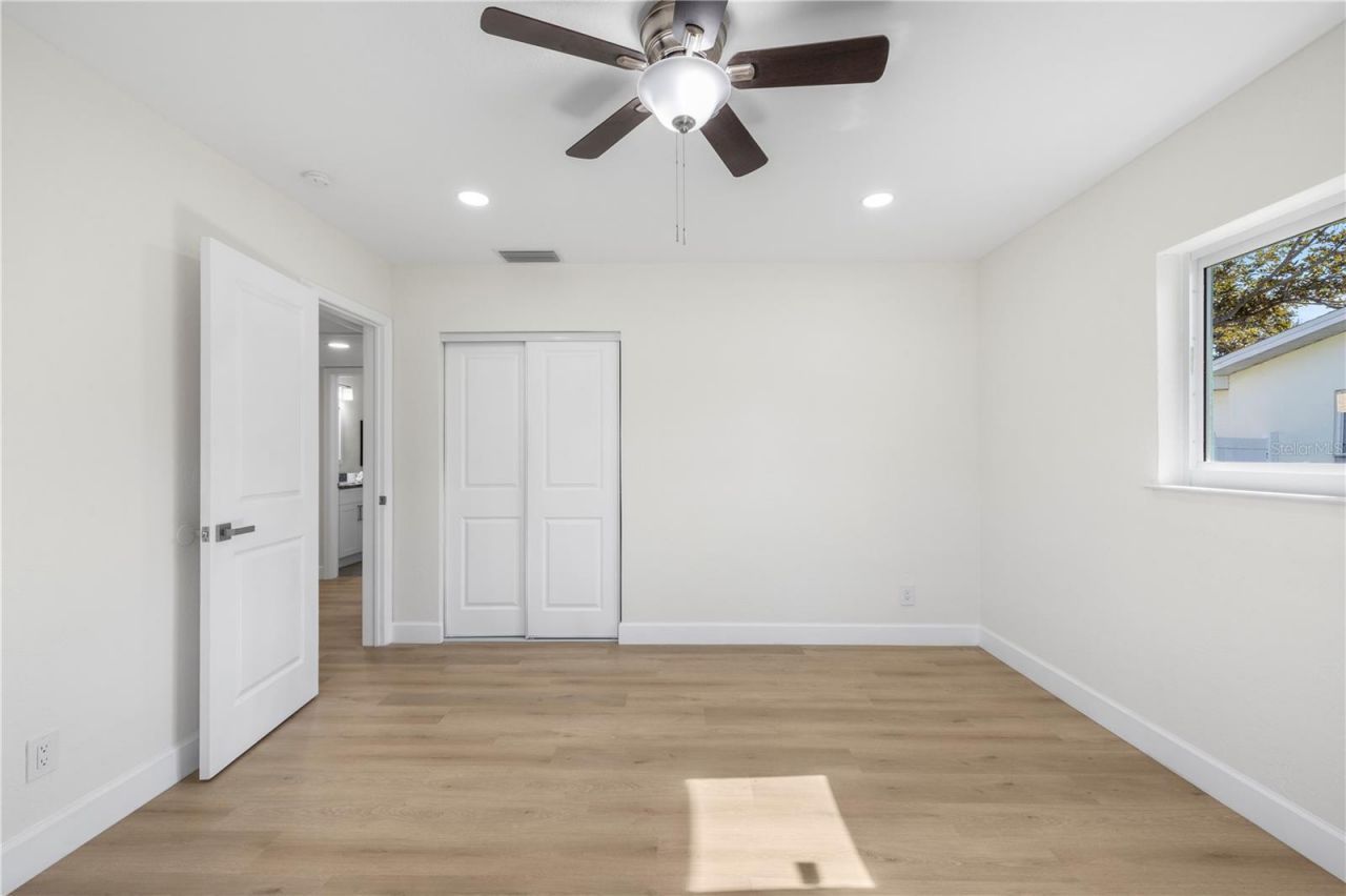 6850 7th Street S, Saint Petersburg, FL 33705 Photo