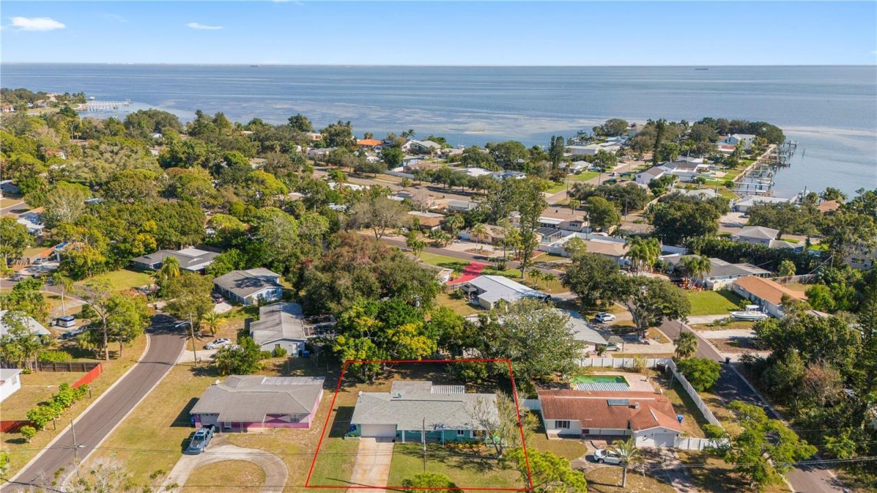 6850 7th Street S, Saint Petersburg, FL 33705 Photo