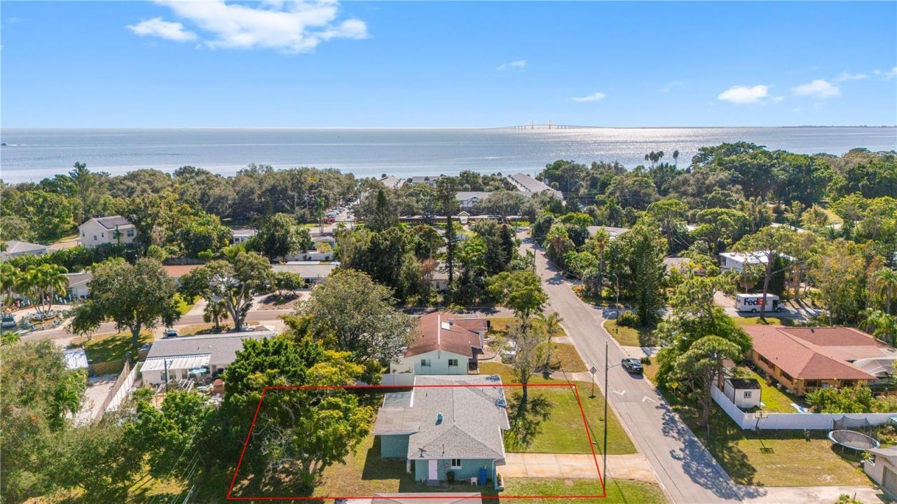 6850 7th Street S, Saint Petersburg, FL 33705 Photo