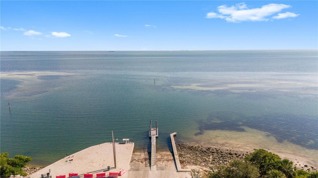 6850 7th Street S, Saint Petersburg, FL 33705 Photo