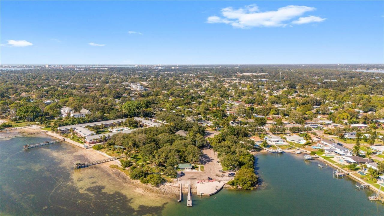 6850 7th Street S, Saint Petersburg, FL 33705 Photo