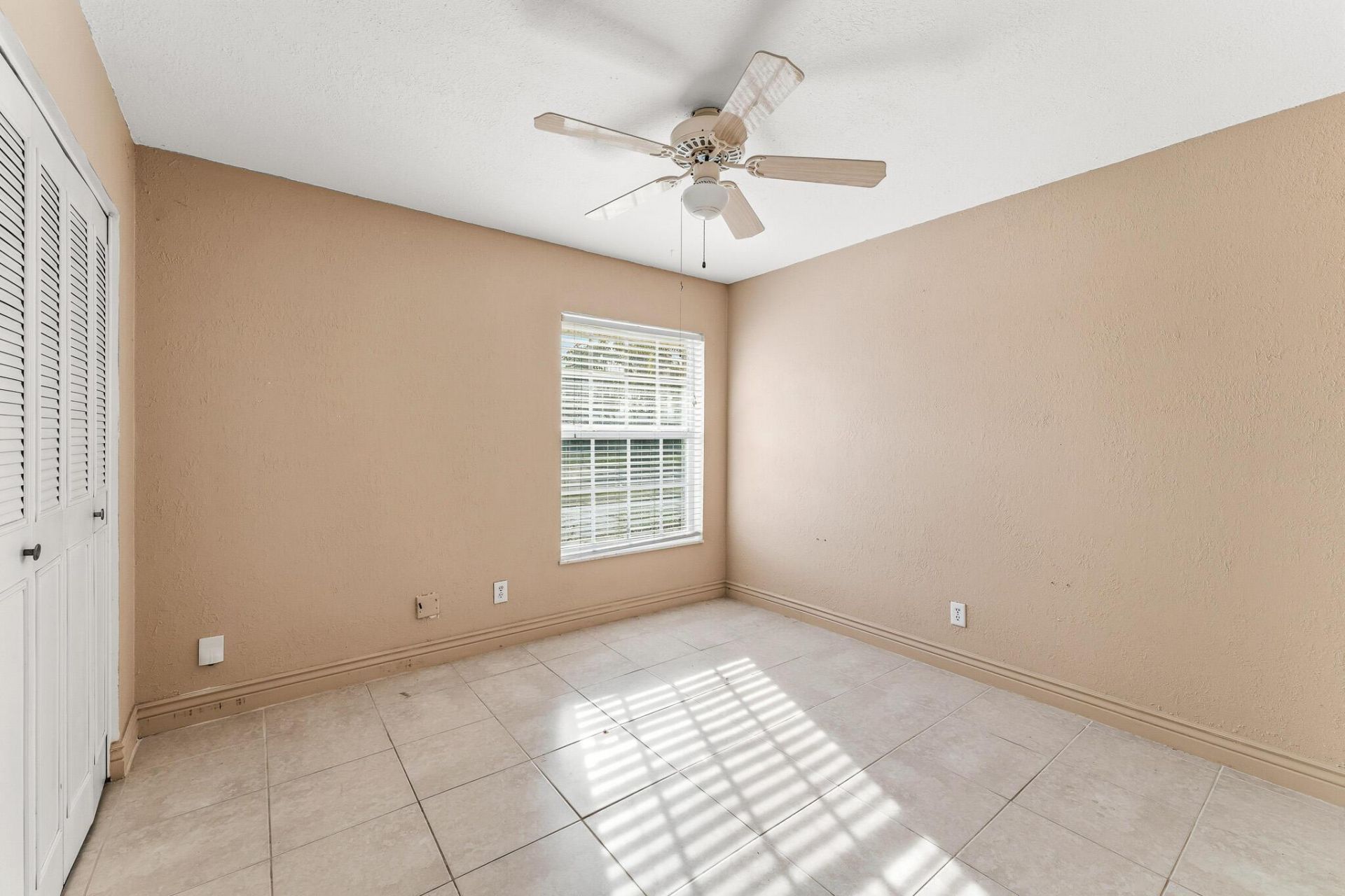 1425 SE San Sovina Terrace, Port Saint Lucie, FL 34952 Photo