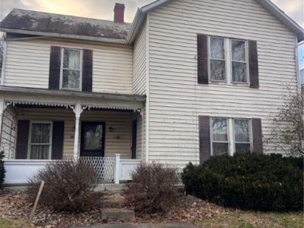 31 Leget Street, Waterford, OH 45786