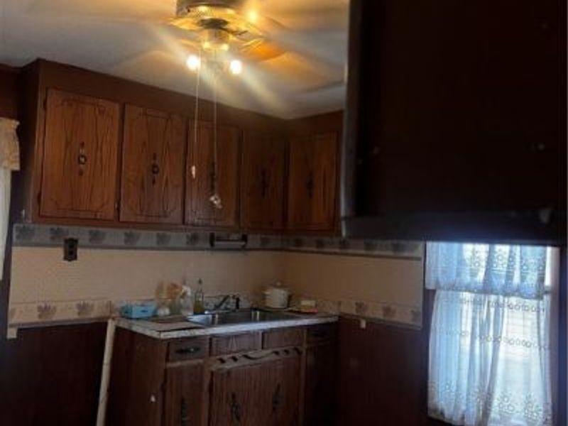 31 Leget Street, Waterford, OH 45786 Photo 4