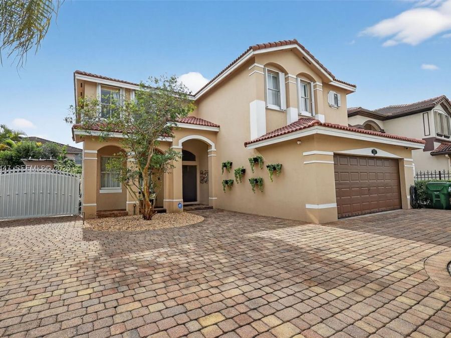 Property Image 4