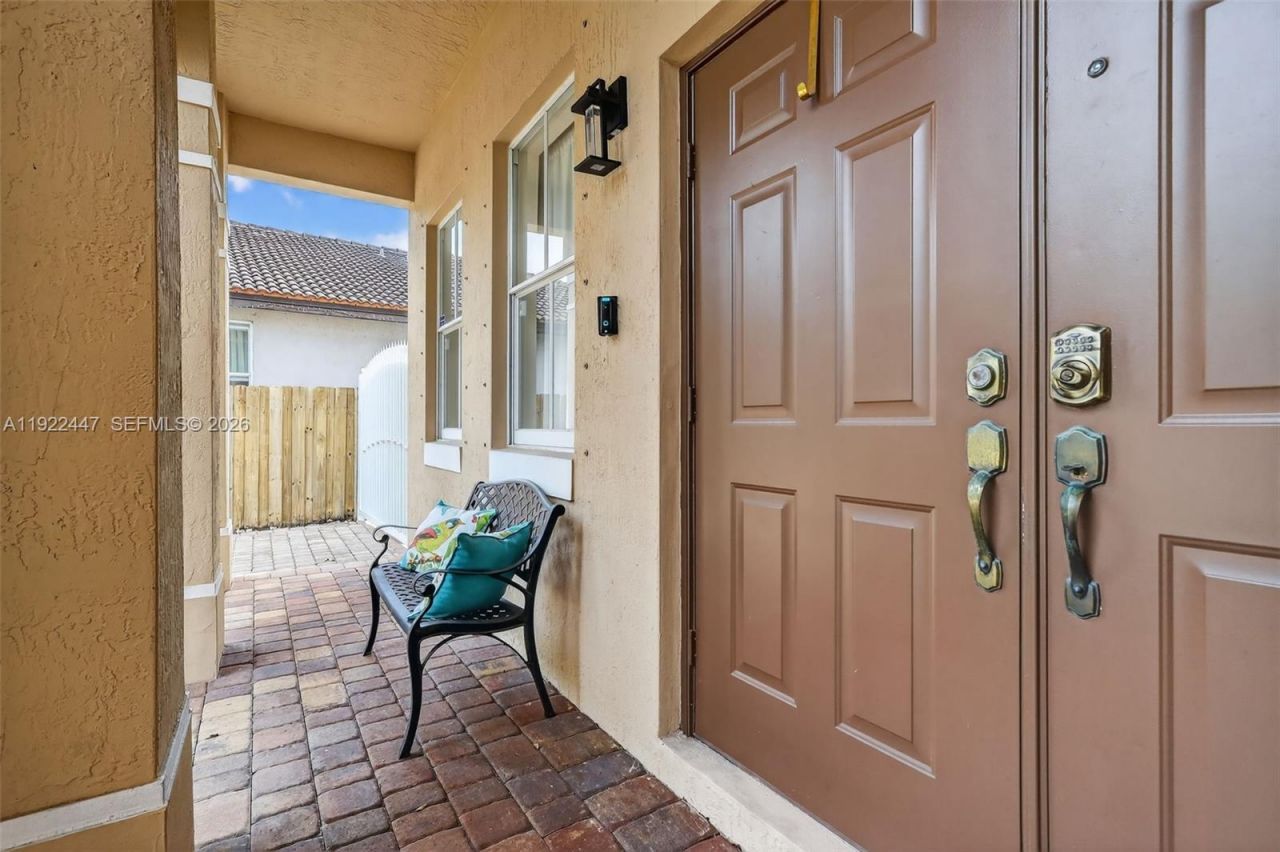 15144 SW 20th St, Miami, FL 33185 Photo