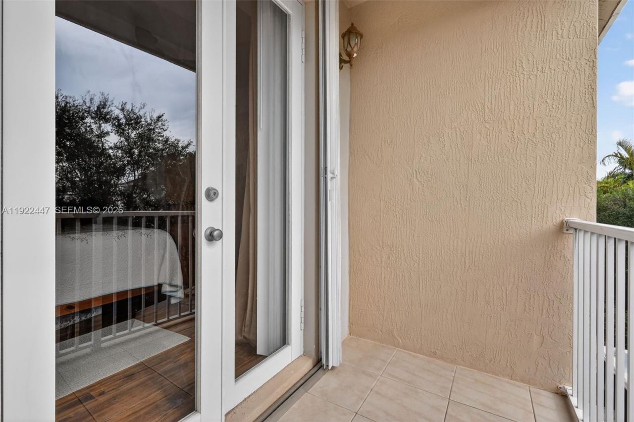 15144 SW 20th St, Miami, FL 33185 Photo