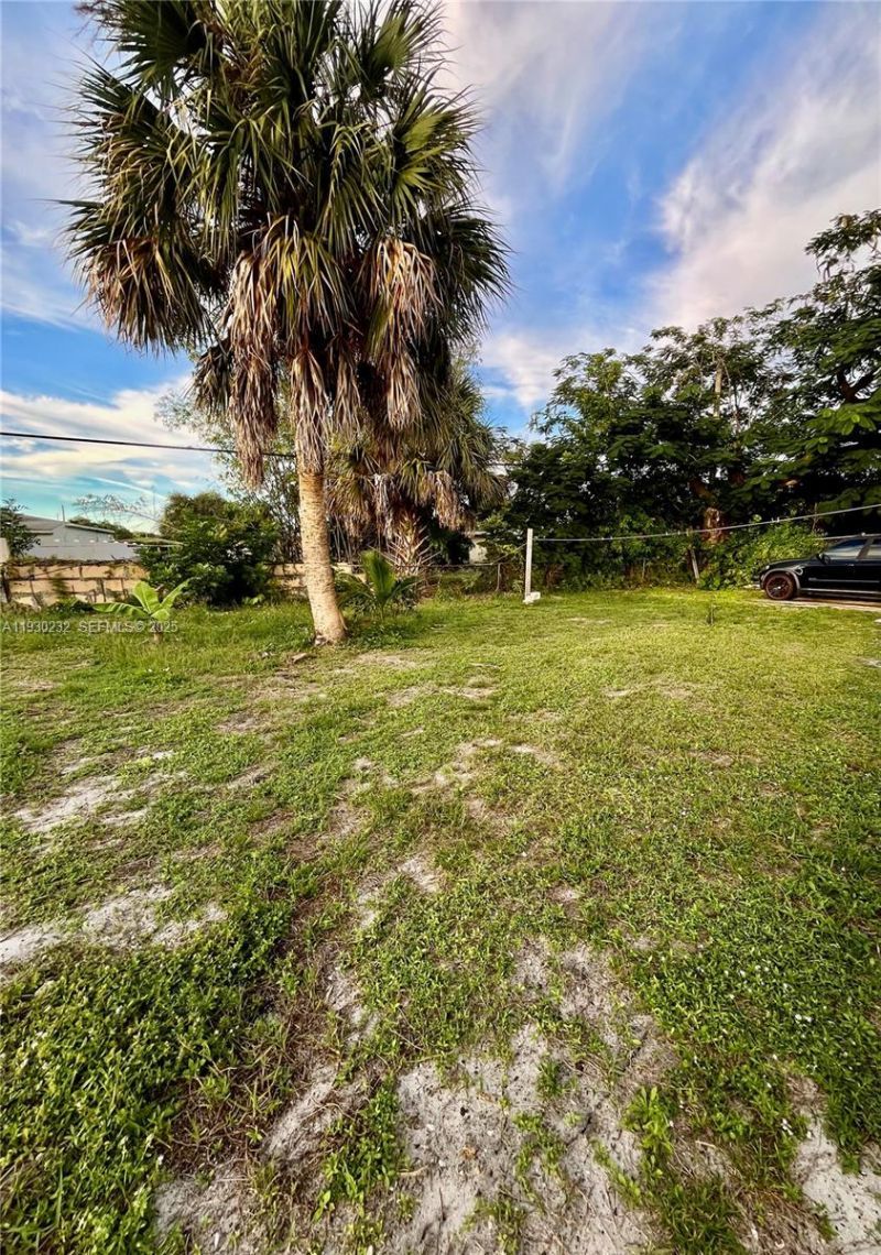 1643 NW 12th Ct, Fort Lauderdale, FL 33311 Photo