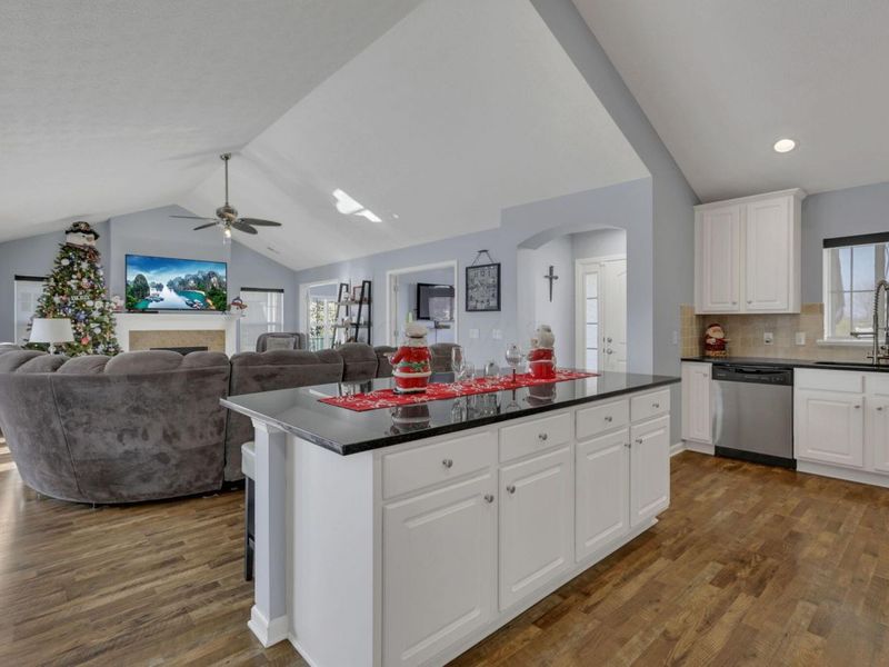 502 Providence Lane, Hebron, OH 43025 Photo 17