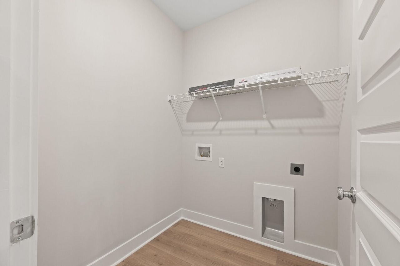 8619 Connor Court Photo 10