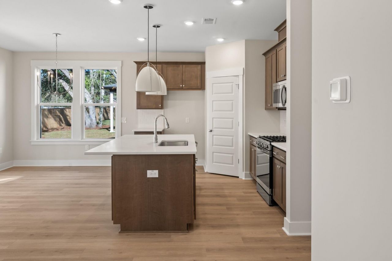 8619 Connor Court Photo 11