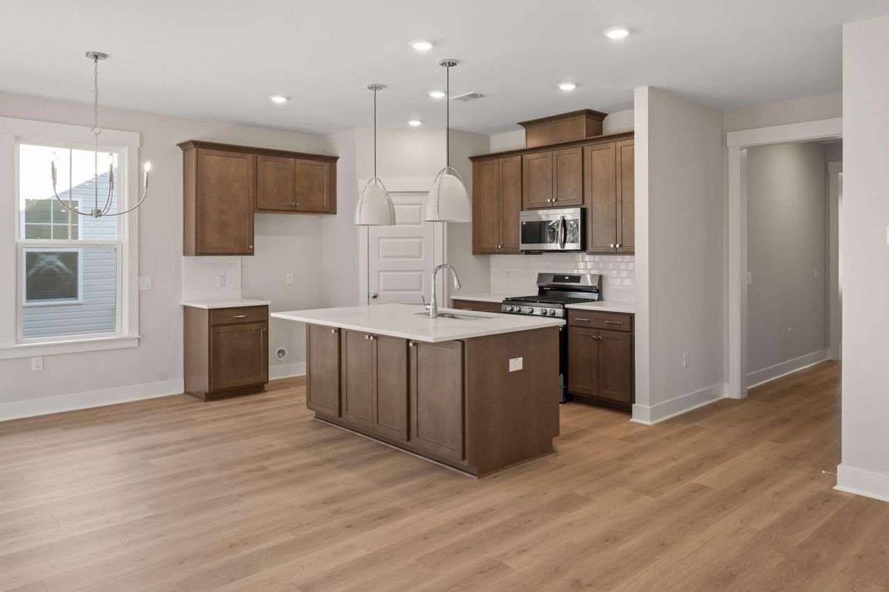 8619 Connor Court Photo 12