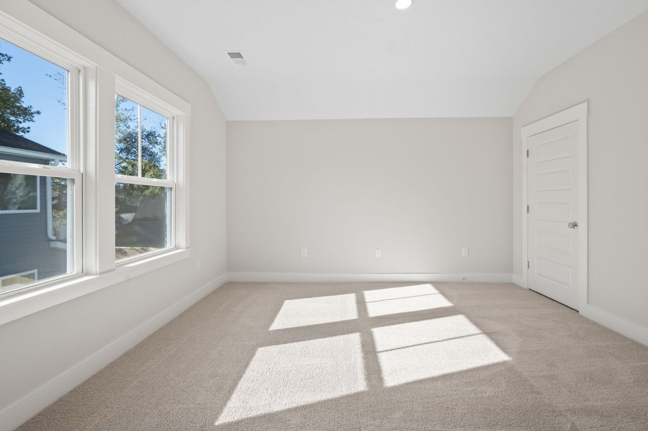 8619 Connor Court Photo 21