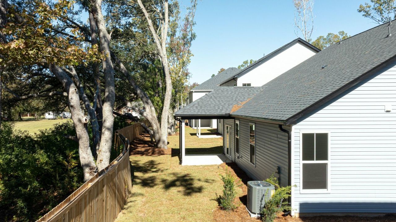 8619 Connor Court Photo 5