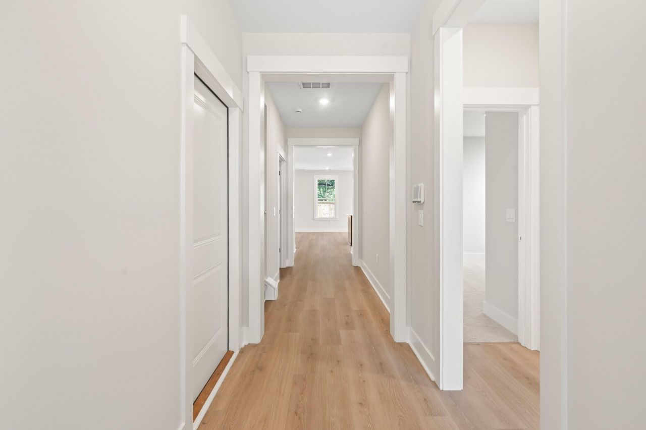 8619 Connor Court Photo 6