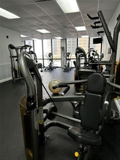 2301 S Ocean Drive, Unit 606, Hollywood, FL 33019 Photo