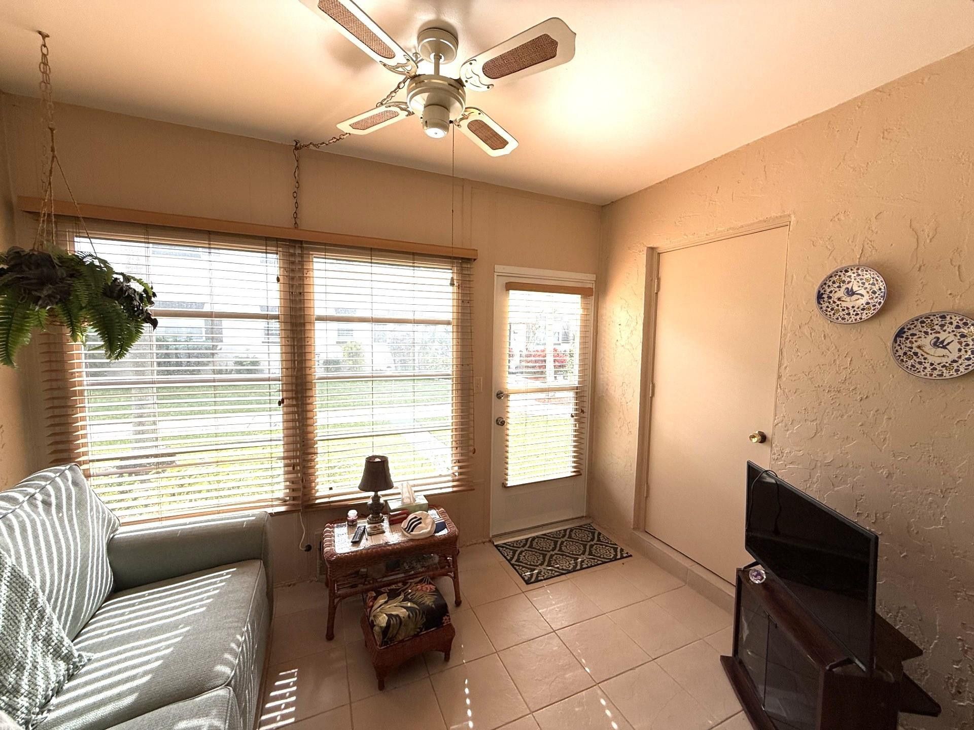 375 SW 56th Avenue, Unit 116, Margate, FL 33068 Photo