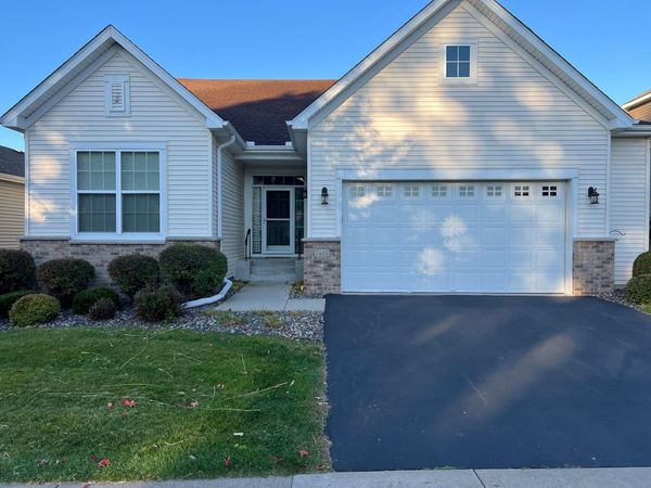 7425 Peony Lane N, Maple Grove, MN 55311