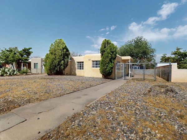 2529 Cardenas Drive NE, Albuquerque, NM 87110