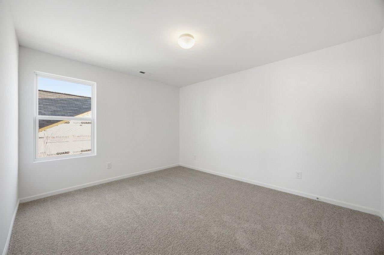 1007 Toland Drive Photo 15