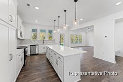 1007 Toland Drive photo 4