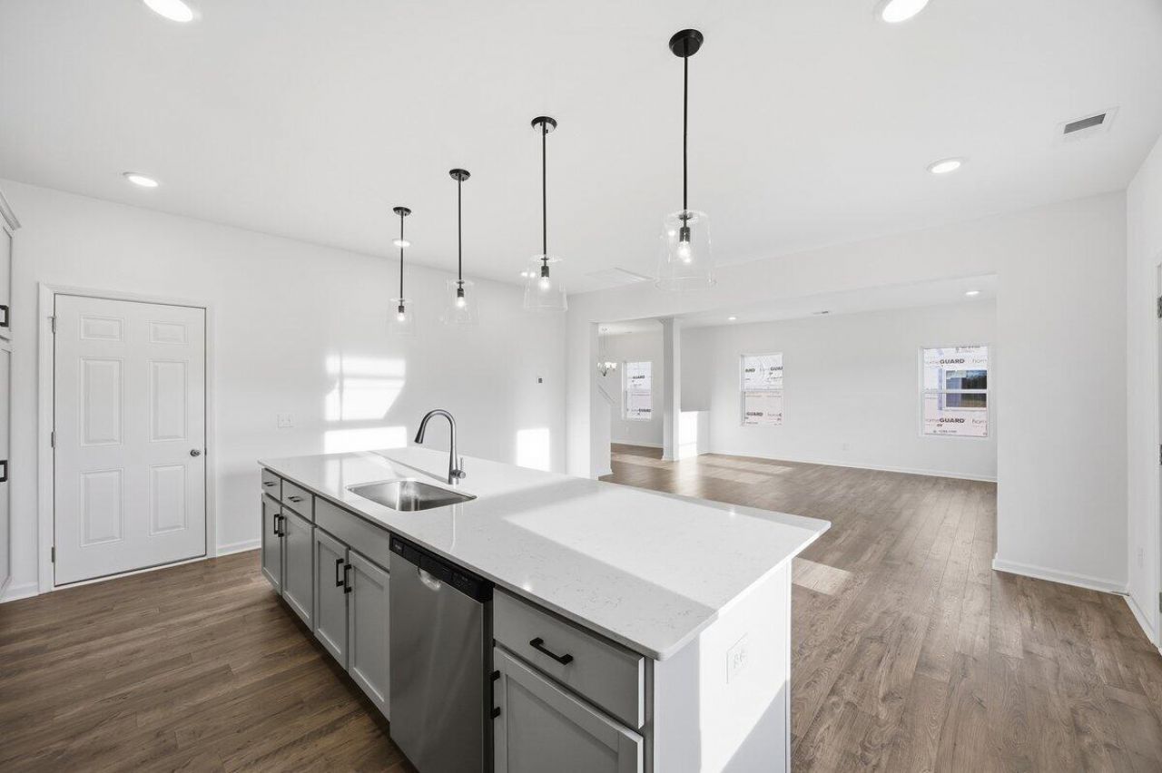 1007 Toland Drive Photo 7