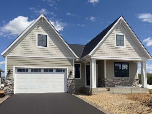 17940 Greenwich Way, Lakeville, MN 55044