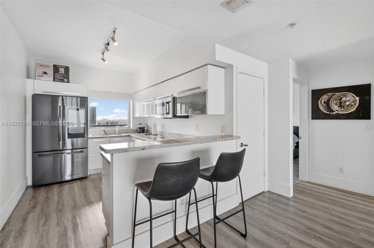 601 NE 36th St, Unit 2707, Miami, FL 33137 Photo