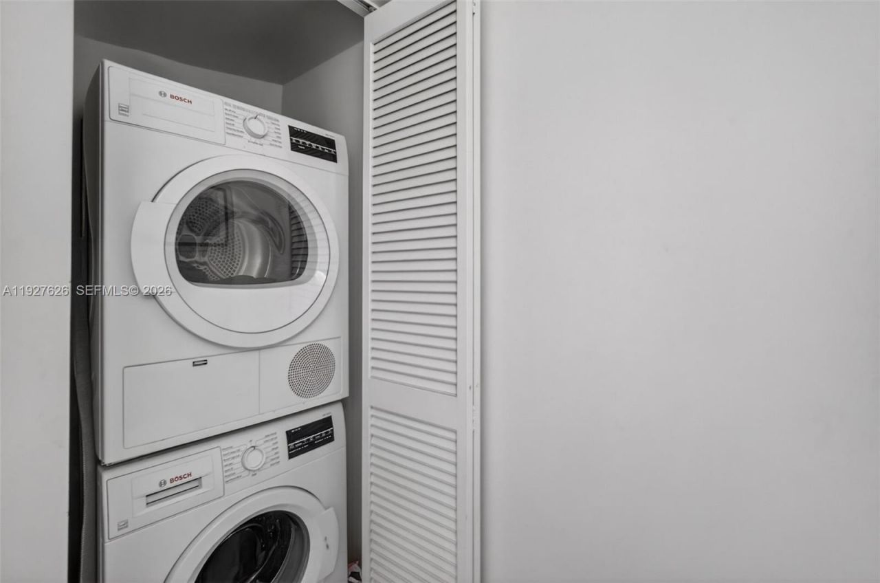 601 NE 36th St, Unit 2707, Miami, FL 33137 Photo