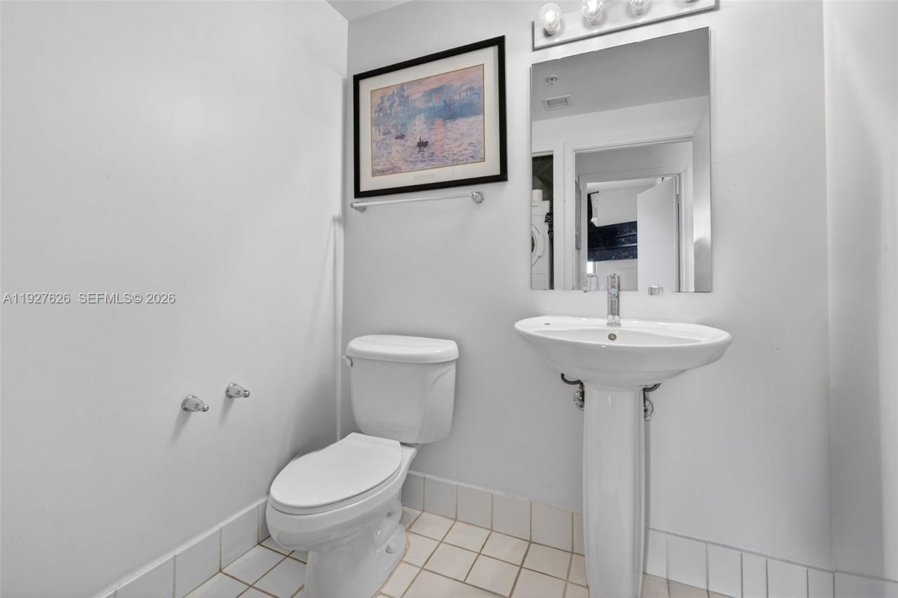 601 NE 36th St, Unit 2707, Miami, FL 33137 Photo