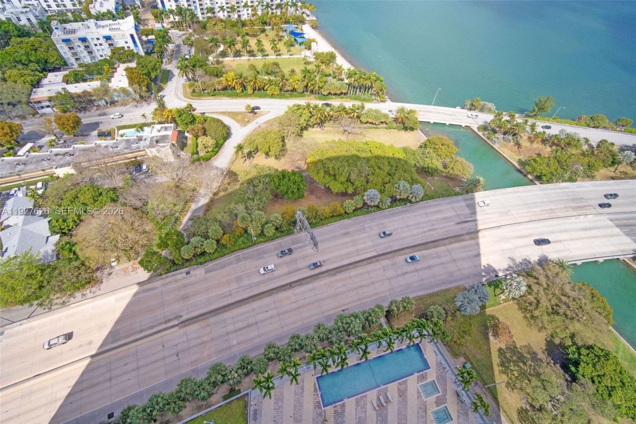 601 NE 36th St, Unit 2707, Miami, FL 33137 Photo