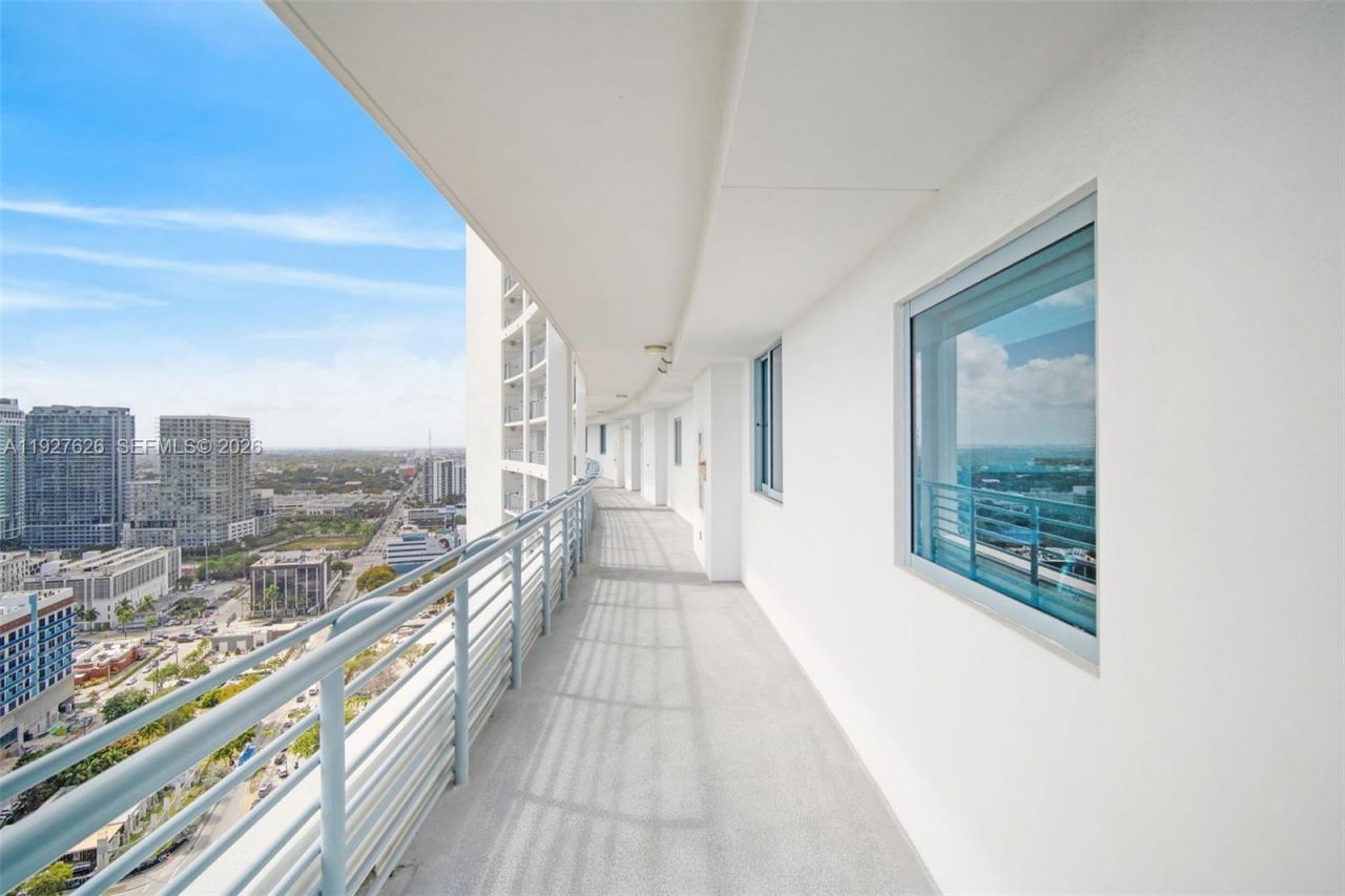 601 NE 36th St, Unit 2707, Miami, FL 33137 Photo