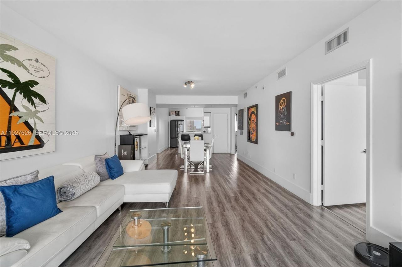 601 NE 36th St, Unit 2707, Miami, FL 33137 Photo