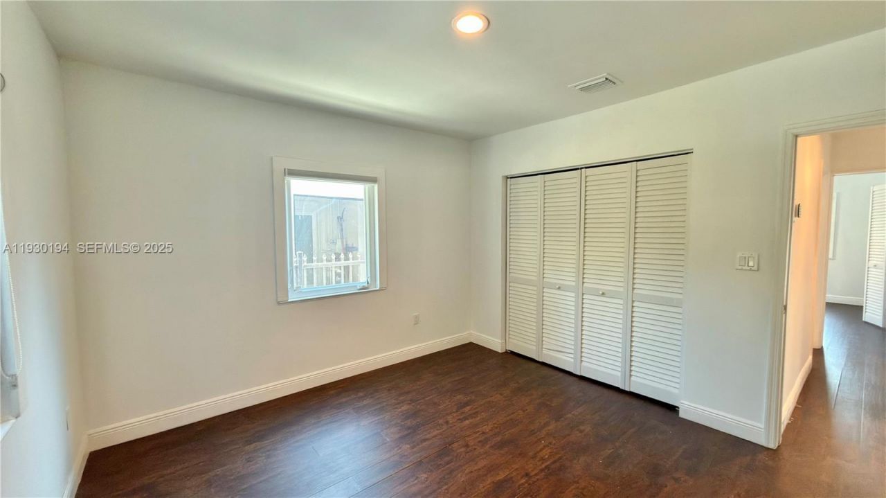 1757 SW 24th Ter, Miami, FL 33145 Photo