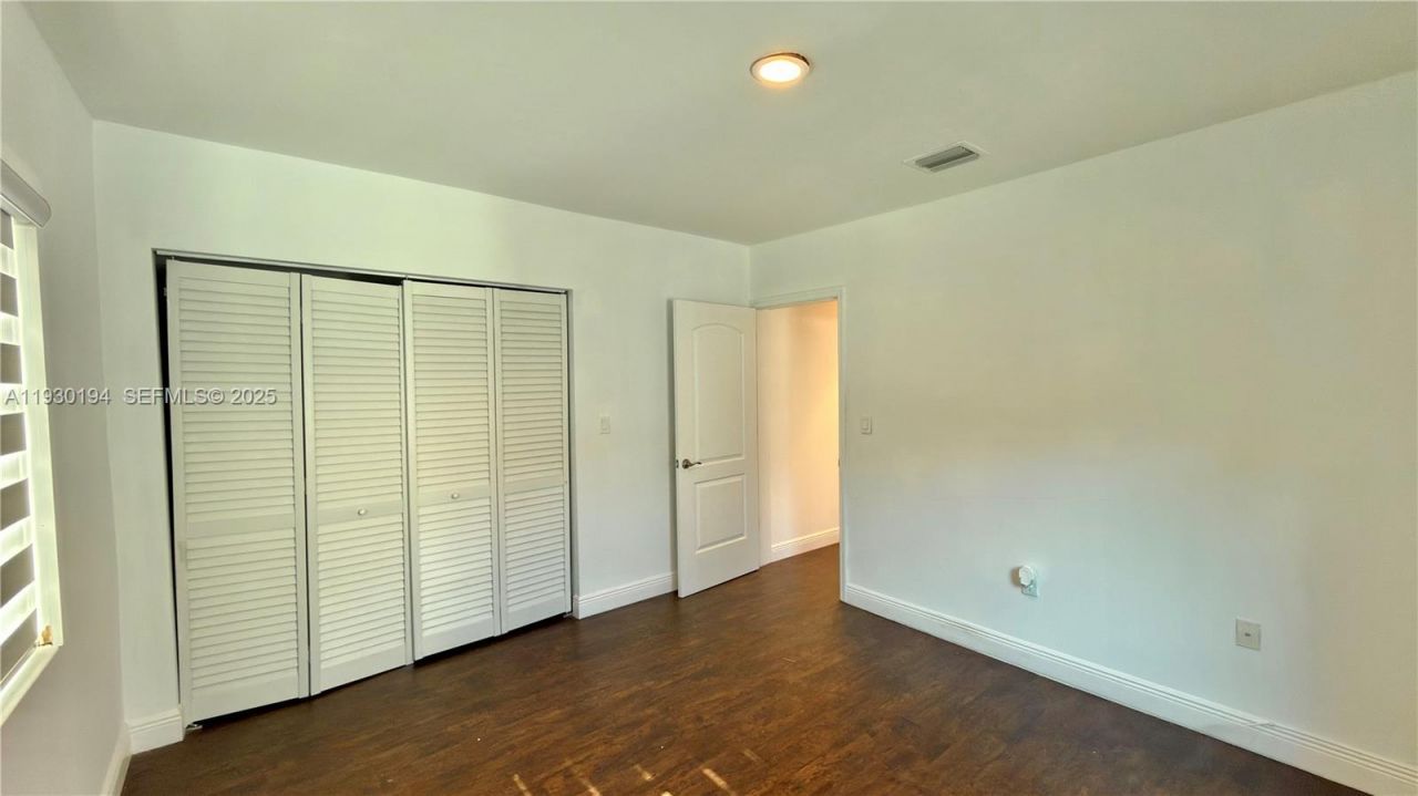 1757 SW 24th Ter, Miami, FL 33145 Photo