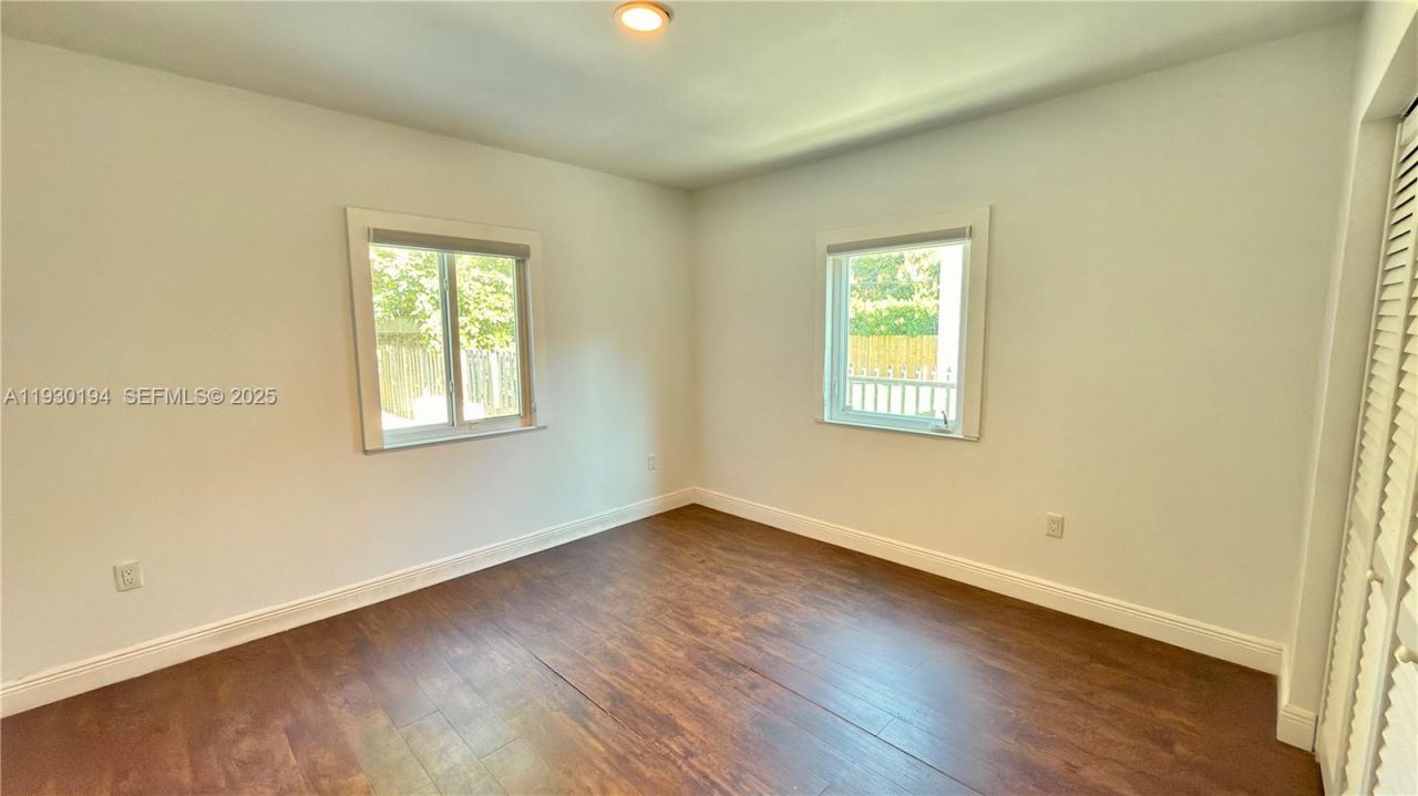 1757 SW 24th Ter, Miami, FL 33145 Photo