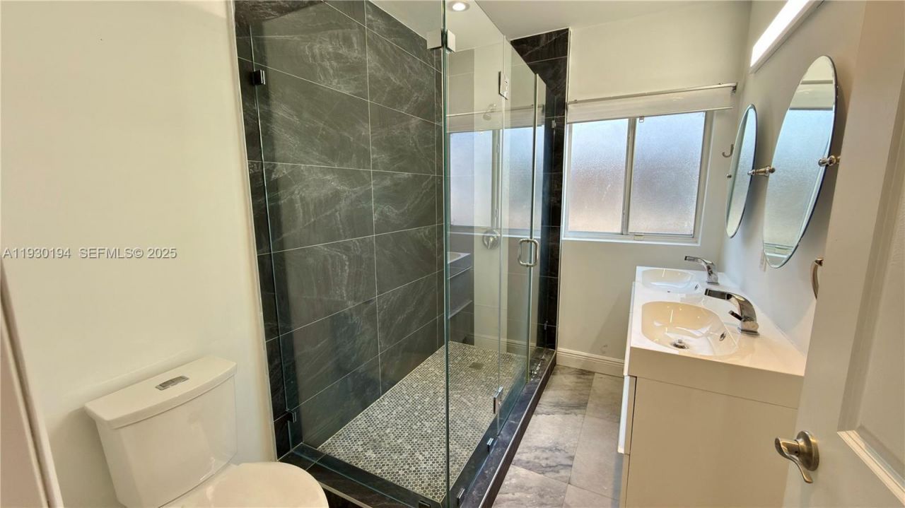 1757 SW 24th Ter, Miami, FL 33145 Photo