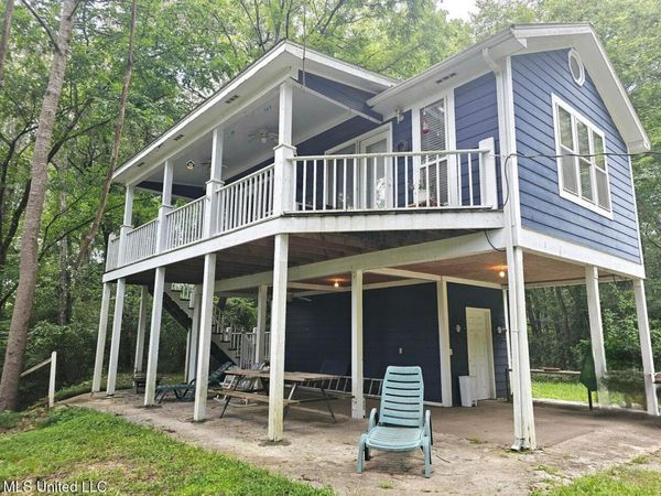 651 Moores Creek Road, Columbus, MS 39701