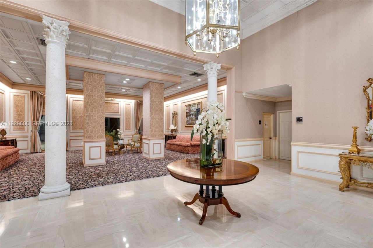 2500 Parkview Dr, Unit 2102, Hallandale Beach, FL 33009 Photo