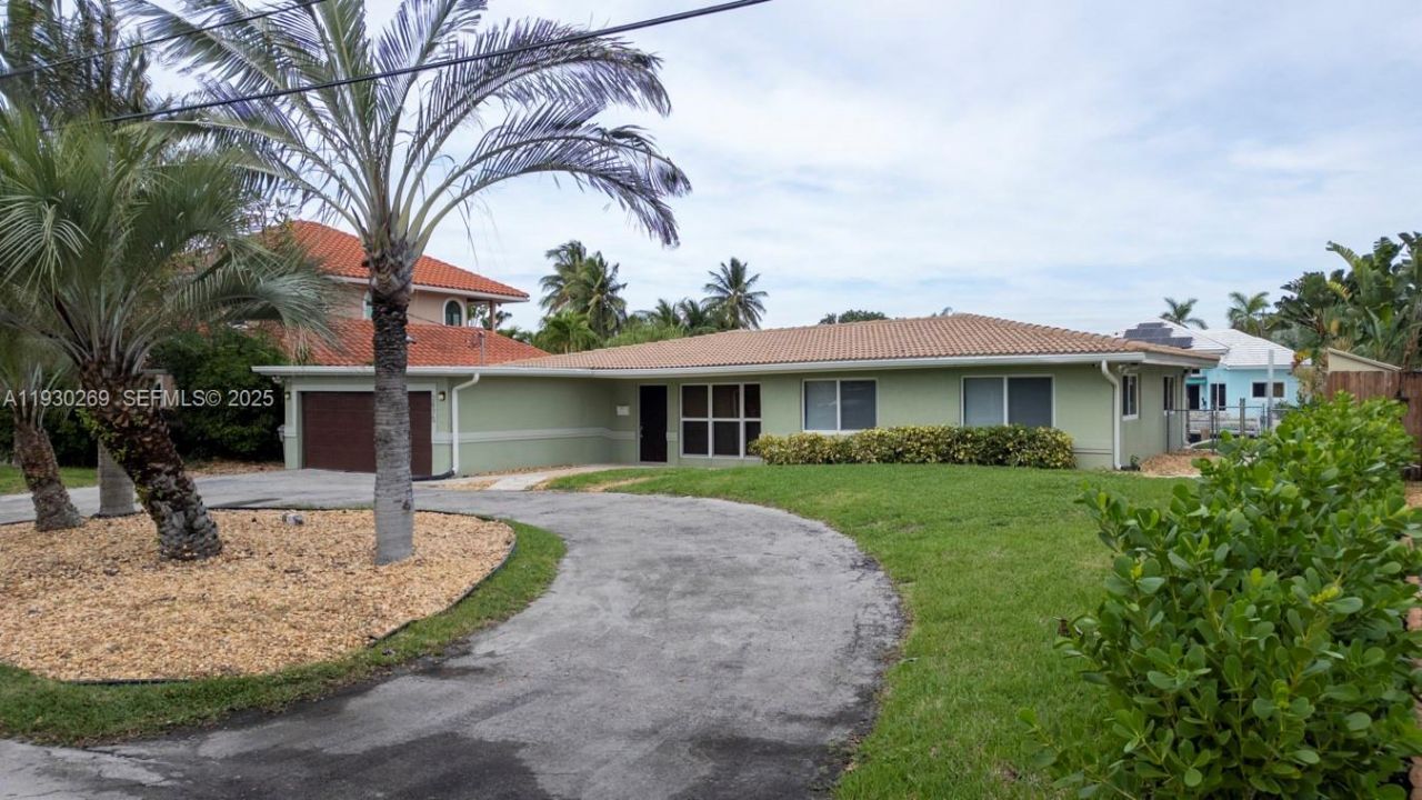 2875 NE 19th St, Pompano Beach, FL 33062 Photo