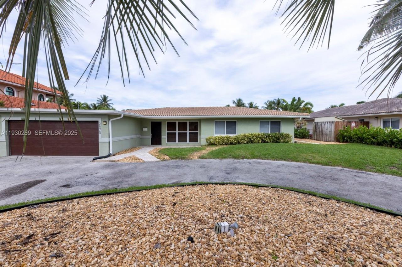 2875 NE 19th St, Pompano Beach, FL 33062 Photo