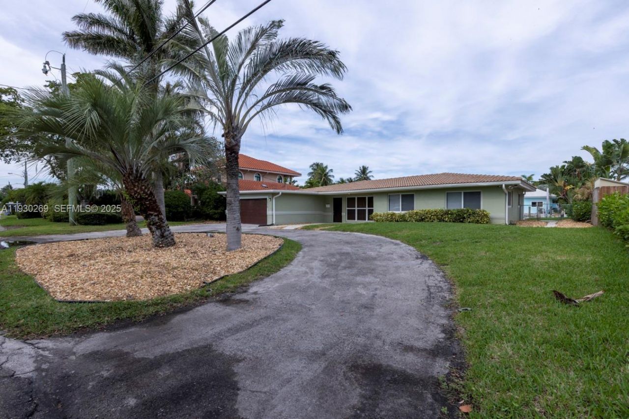 2875 NE 19th St, Pompano Beach, FL 33062 Photo
