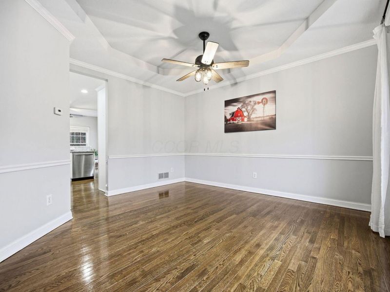 477 Stratshire Lane, Columbus, OH 43230 Photo 11