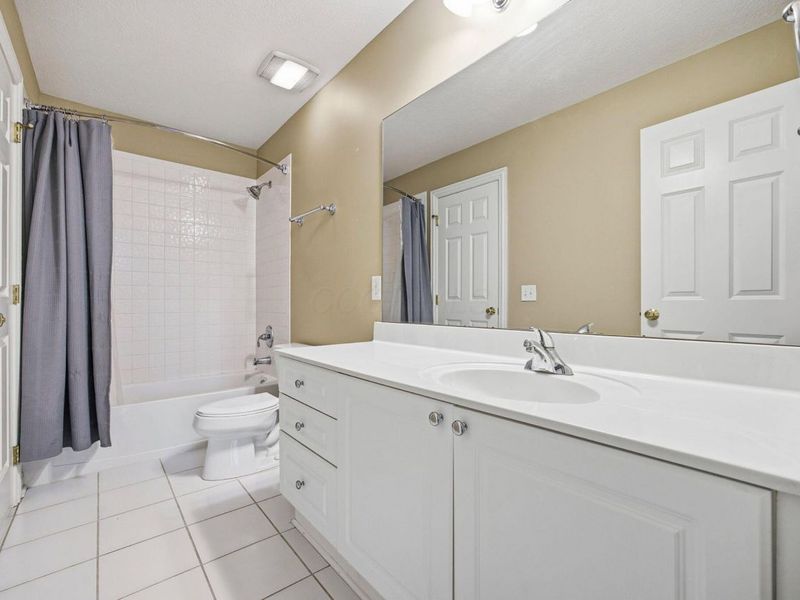 477 Stratshire Lane, Columbus, OH 43230 Photo 40