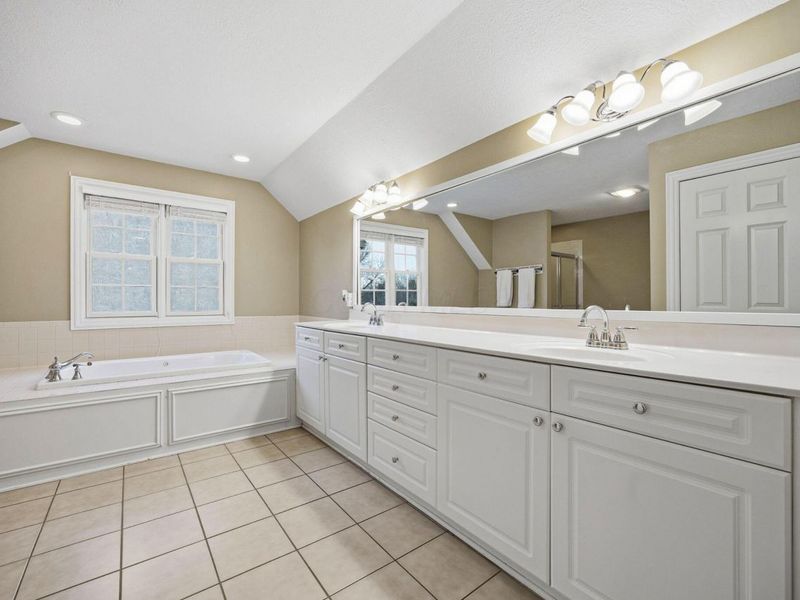 477 Stratshire Lane, Columbus, OH 43230 Photo 49