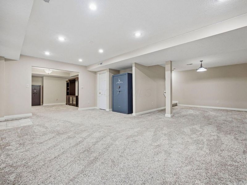 477 Stratshire Lane, Columbus, OH 43230 Photo 58