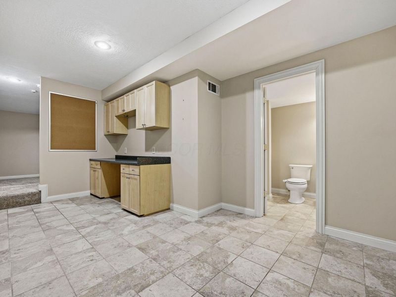 477 Stratshire Lane, Columbus, OH 43230 Photo 68