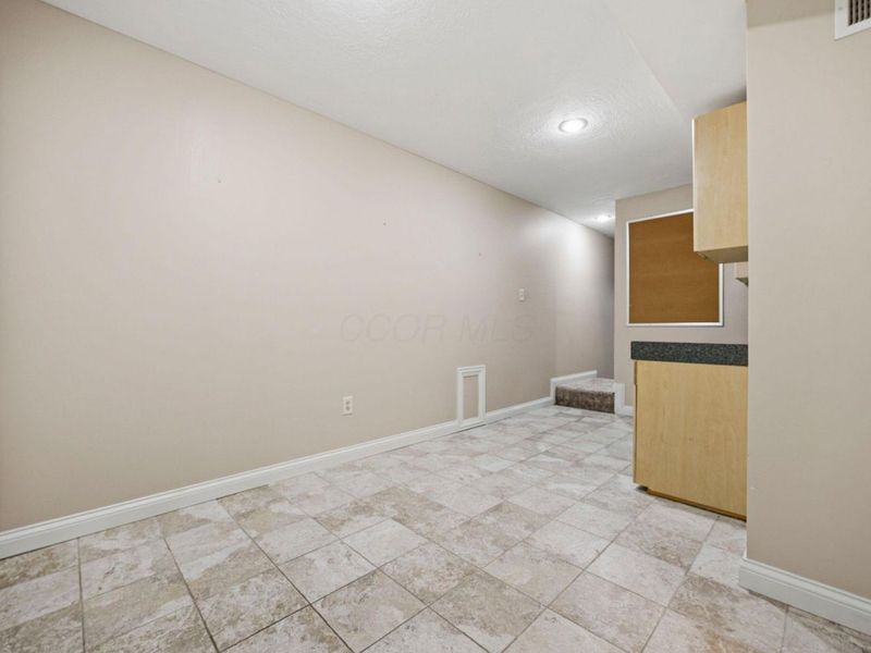 477 Stratshire Lane, Columbus, OH 43230 Photo 69