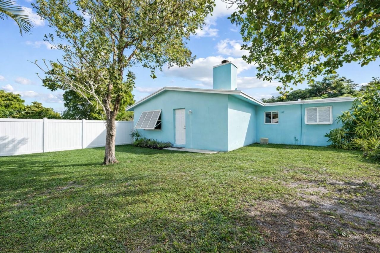 27 NE 16th Avenue, Pompano Beach, FL 33060 Photo